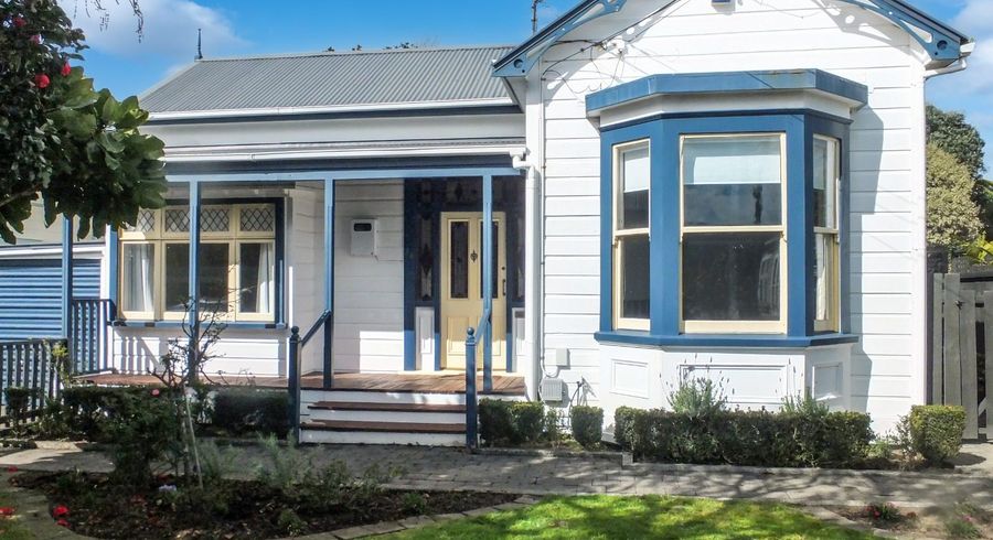  at 28  Bay Street, Petone, Lower Hutt, Wellington