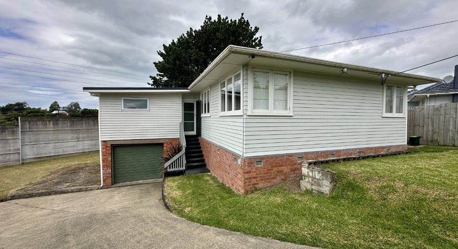  at 22  Paton Avenue, Te Atatu South, Waitakere City, Auckland