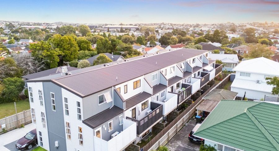  at 8/273 Mount Albert Road, Sandringham, Auckland City, Auckland