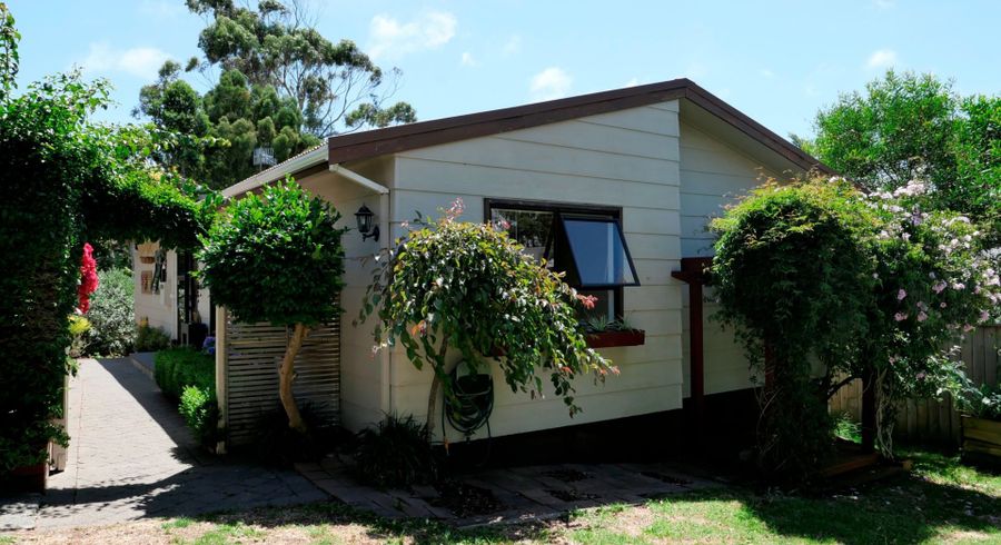  at 27 Pitoitoi St, Otaihanga, Kapiti Coast, Wellington