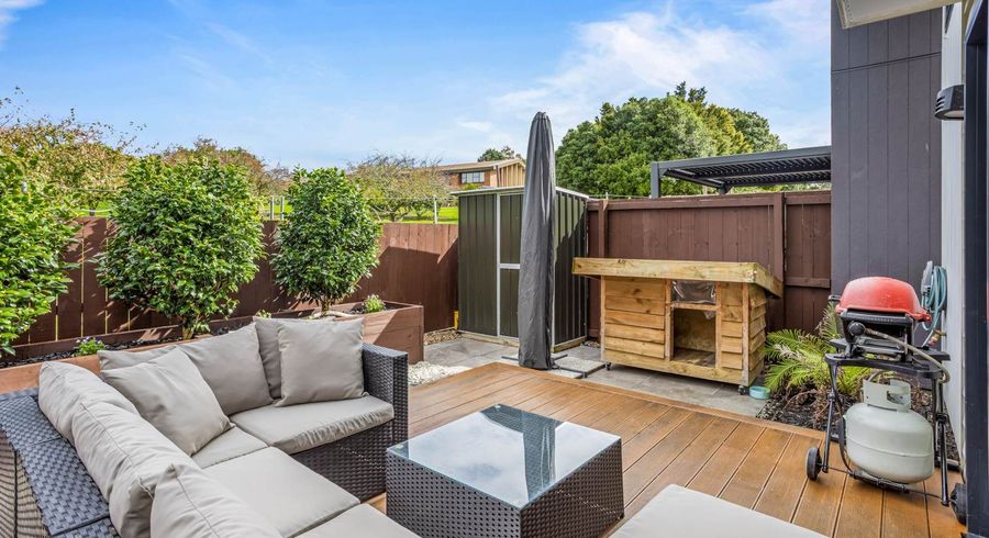  at 6 Jean Alma  Lane, Wattle Downs, Manukau City, Auckland