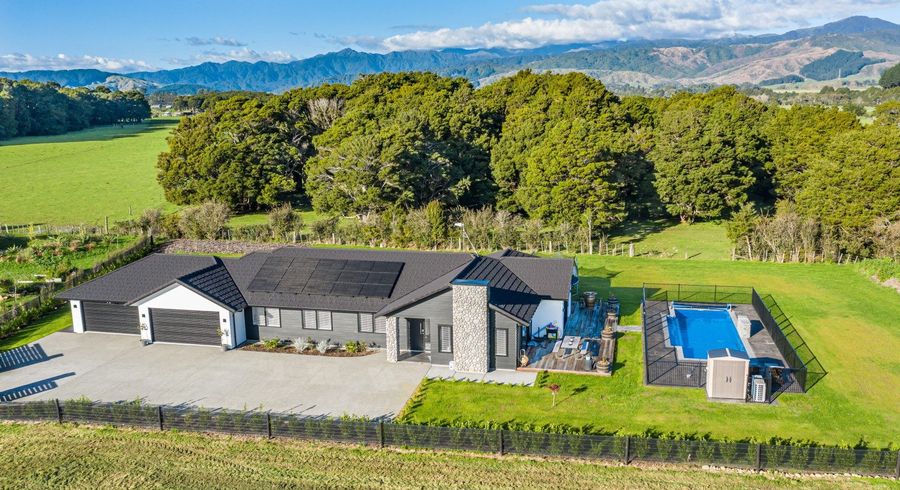  at 63 Ohau Gravels Way, Levin