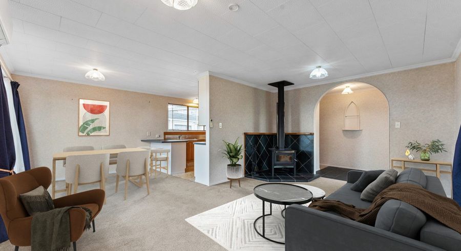  at 10 Meadowbrook Drive, Cloverlea, Palmerston North