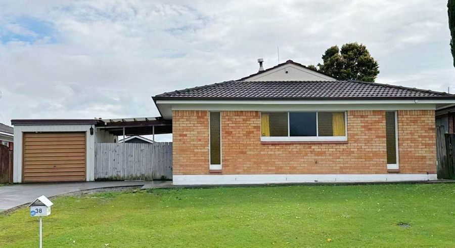  at 38 Tupaki Place, Pakuranga Heights, Manukau City, Auckland