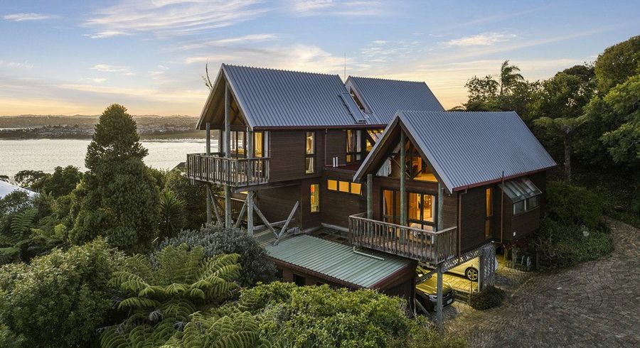  at 36 Mayall Avenue, Beach Haven, Auckland