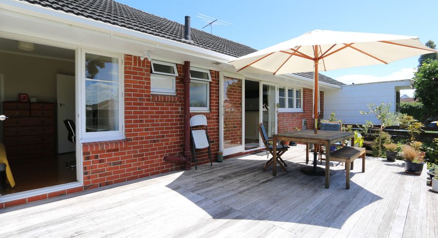  at 2/0 Symonds Street, Onehunga, Auckland