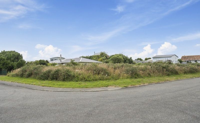  at 16 Kitchener Street, Te Horo Beach, Otaki