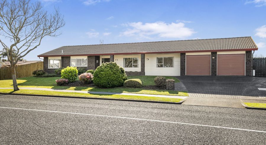  at 130 Walter Strevens Drive, Conifer Grove, Takanini