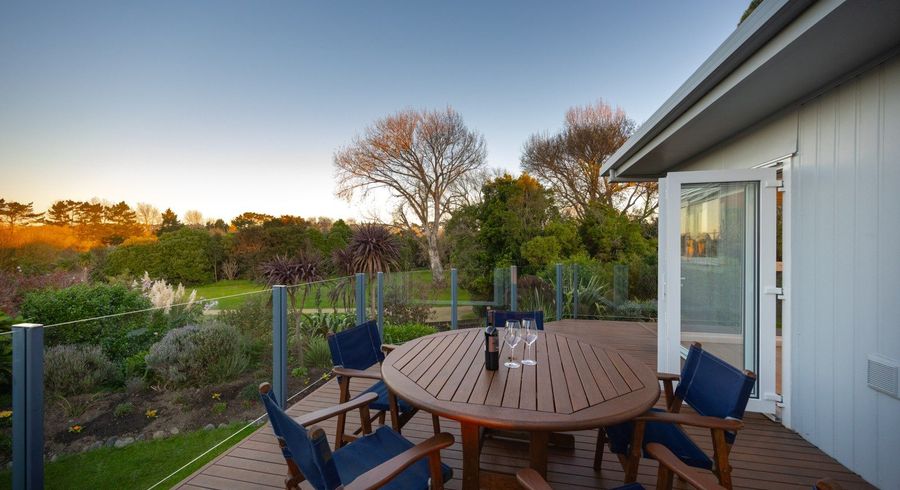  at 7 Sharon Place (off Buick Crescent), Awapuni, Palmerston North, Manawatu / Whanganui