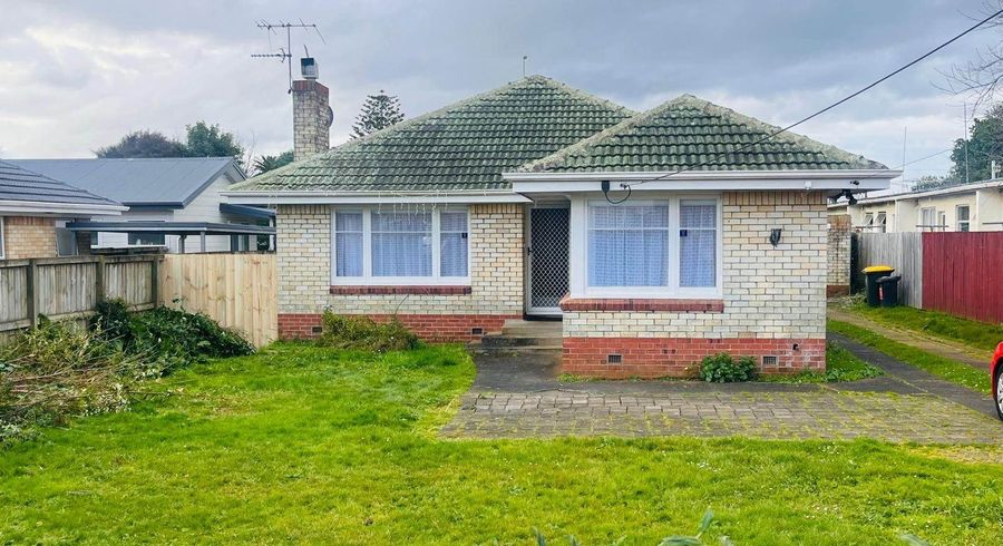  at 17 Fyfe Avenue, Papatoetoe, Manukau City, Auckland