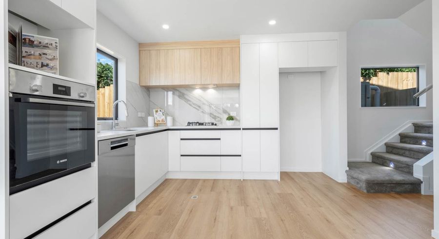  at Lot 1, 140 Kolmar Road, Papatoetoe, Manukau City, Auckland