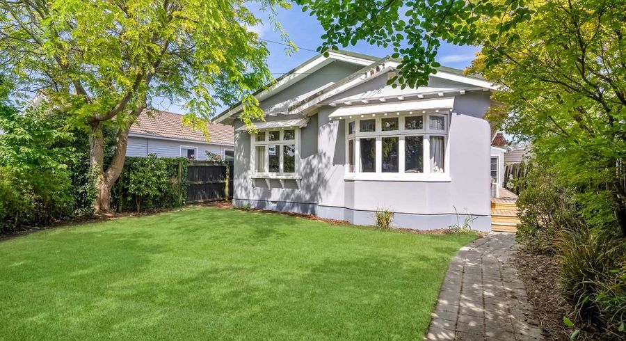  at 1/36 Frankleigh Street, Somerfield, Christchurch
