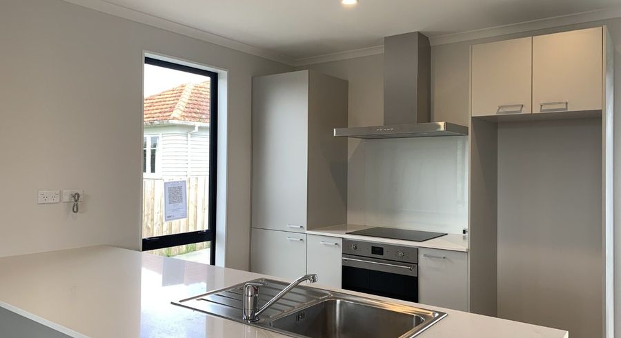  at 10B Rosier Road, Glen Eden, Waitakere City, Auckland