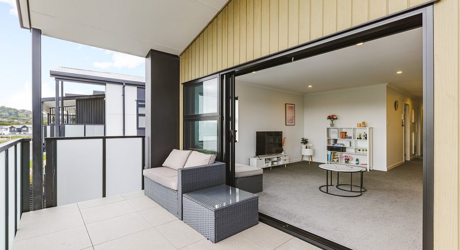  at Unit 304/26 Shortfin Place, Flat Bush, Manukau City, Auckland