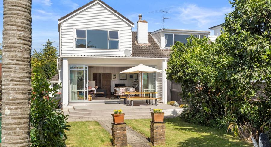  at 6 Tagalad Road, Mission Bay, Auckland