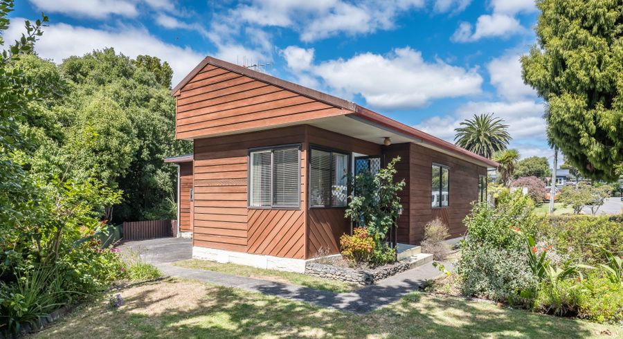  at 13 Sweetman Avenue, Paraparaumu Beach, Paraparaumu