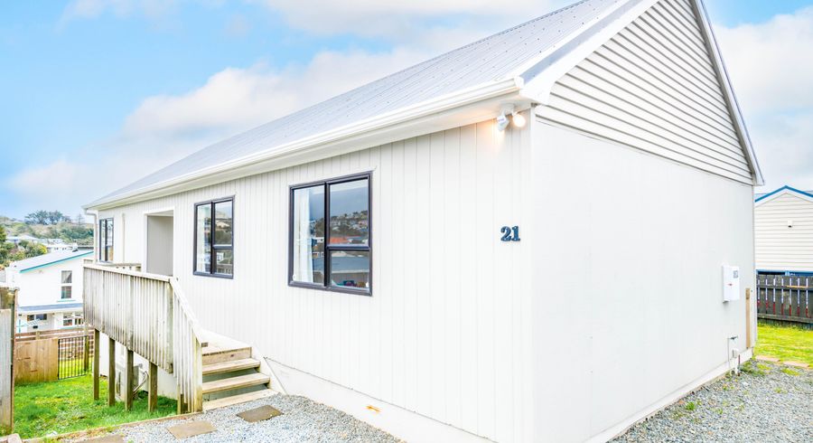  at 21 Warrington Grove, Newlands, Wellington