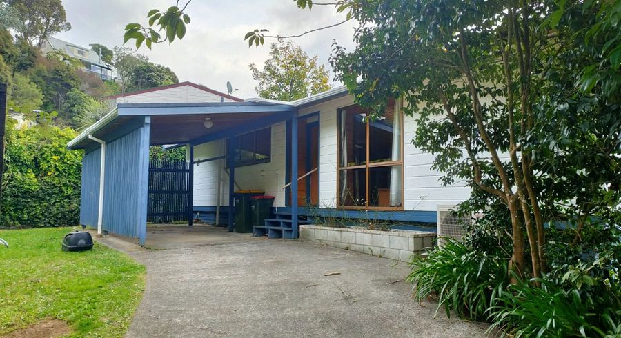  at 10 Kerkwall Drive, Naenae, Lower Hutt