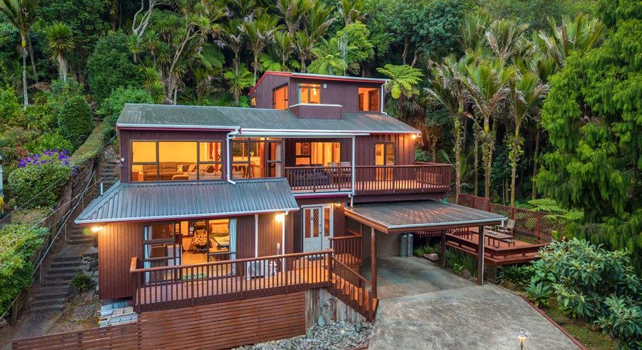  at 54 Wood Bay Road, Titirangi, Waitakere City, Auckland