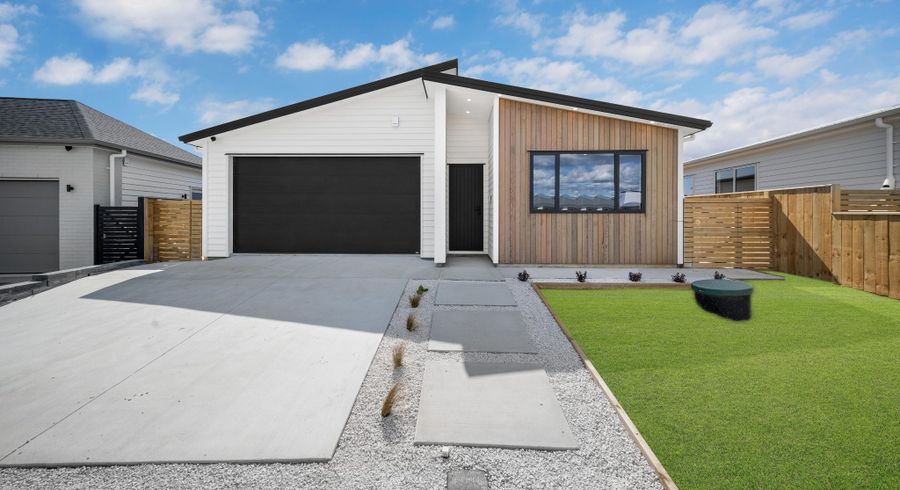  at 7 Pupu Crescent, Opaheke, Papakura, Auckland