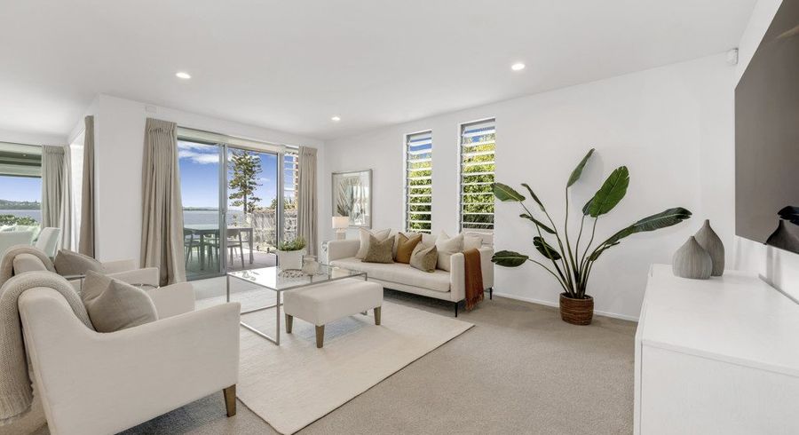  at 3/42 Bramley Drive, Farm Cove, Manukau City, Auckland