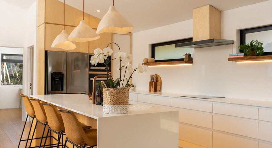  at 21 Ngapuke Lane, Onerahi