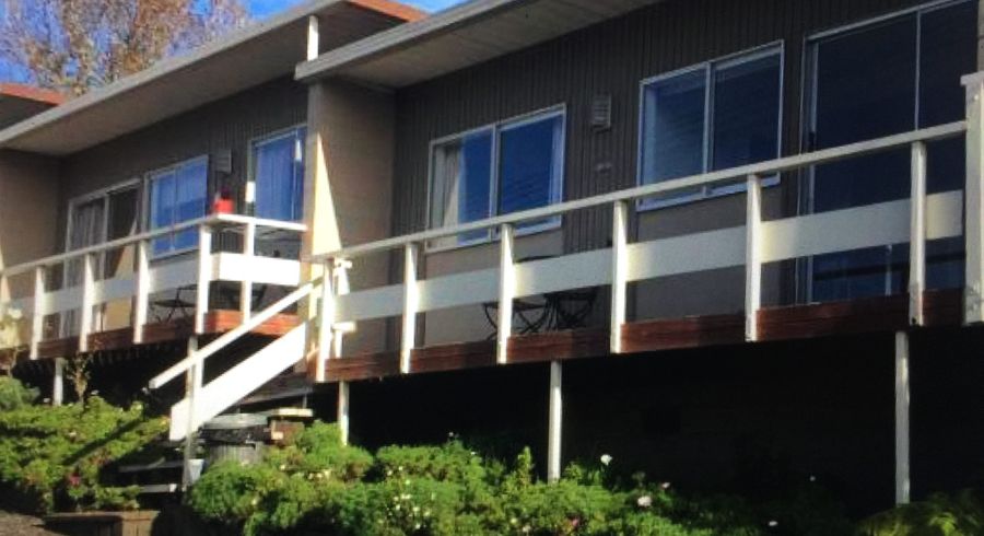 at 8/869 Beach Road, Torbay, North Shore City, Auckland
