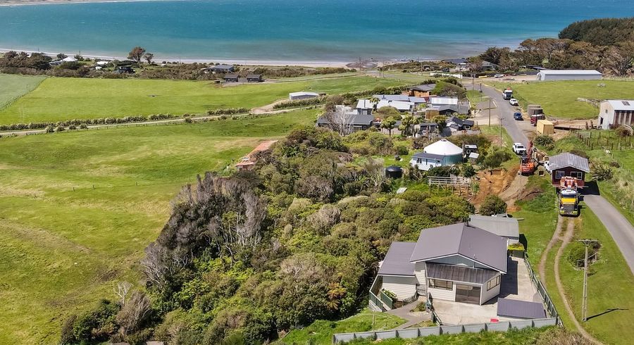  at 42 & 44 Bungalow Hill Road, Colac Bay, Southland, Southland