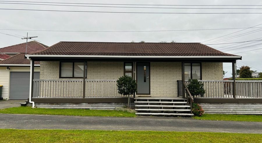  at 5A Strid Road, Te Atatu South, Waitakere City, Auckland