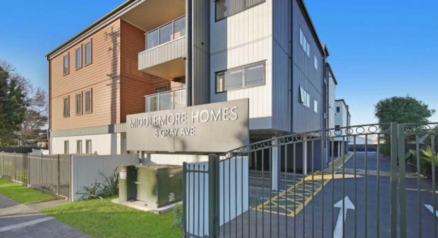  at 7/8G Gray Avenue, Māngere East, Auckland