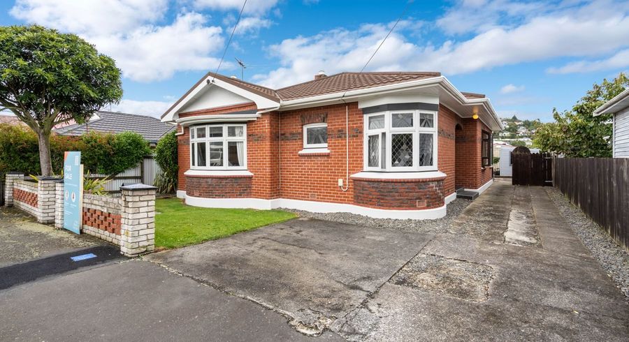  at 24 Loyalty Street, Forbury, Dunedin