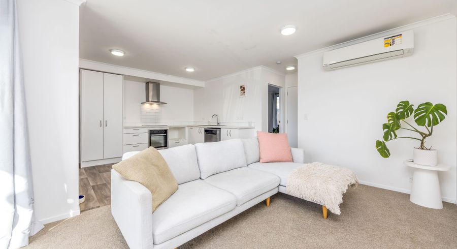  at 7/18 Titoki Street, Te Atatu Peninsula, Waitakere City, Auckland