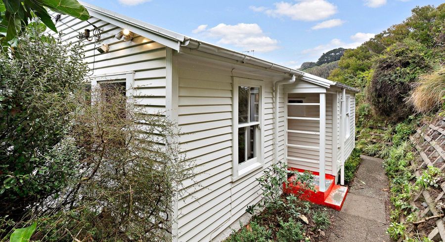  at 104 Sidlaw Street, Strathmore Park, Wellington