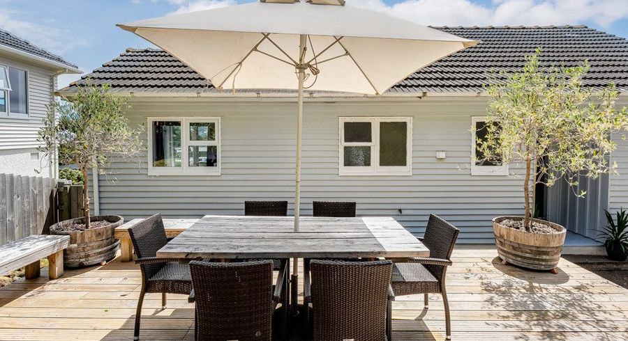  at 20 Elphinstone Avenue, Strathmore Park, Wellington, Wellington