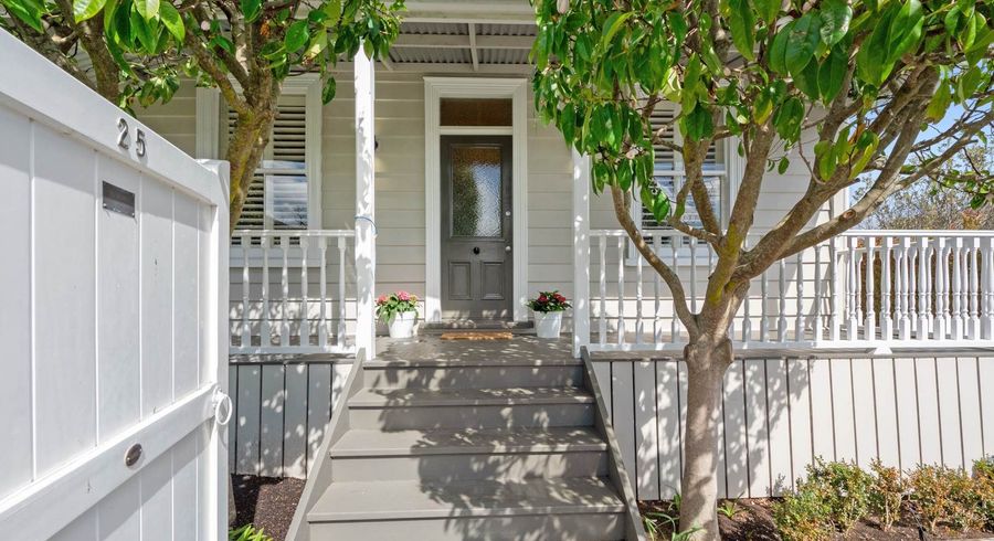  at 25 Patuone Avenue, Devonport, North Shore City, Auckland