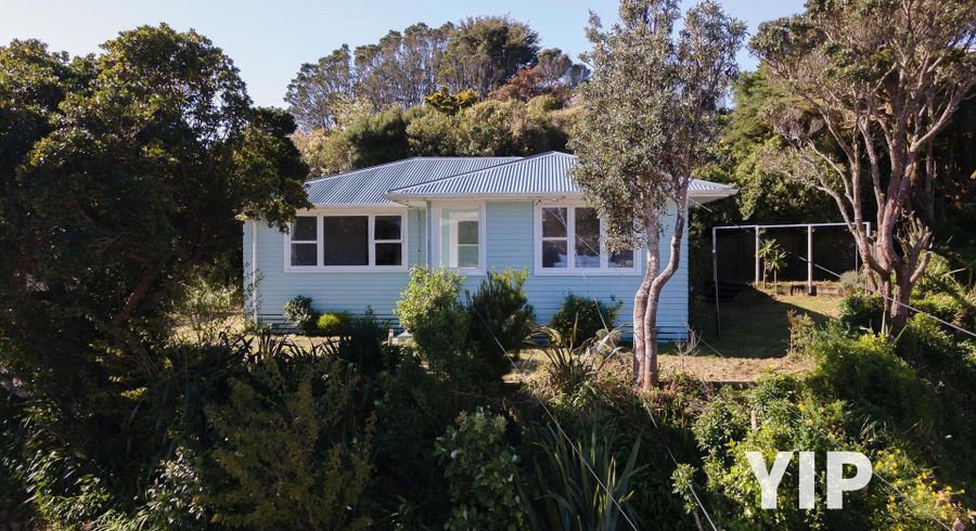  at 58 Kenmore Street, Newlands, Wellington