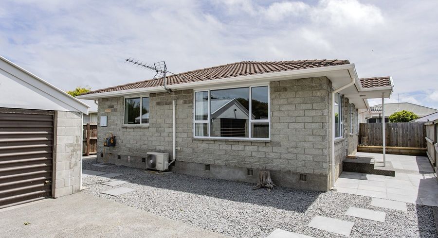 at 1/14A Branksome Place, Parklands, Christchurch
