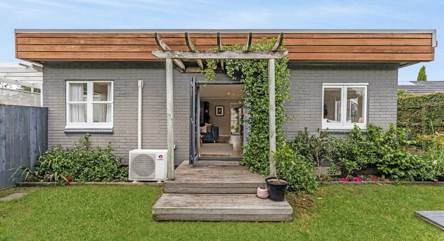  at 84 Banks Road, Mount Wellington, Auckland City, Auckland