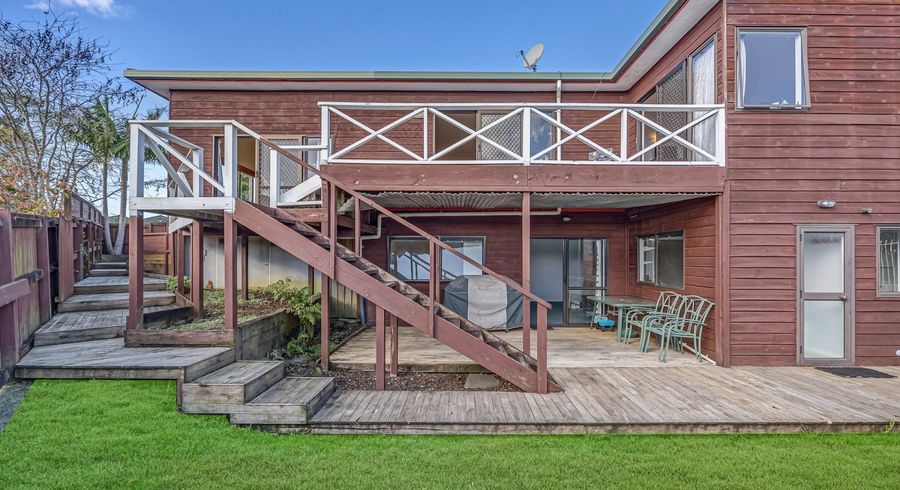  at 13 Glenshee Place, Highland Park, Manukau City, Auckland