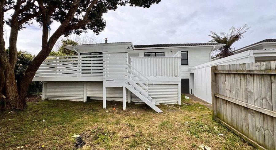 at 2/1 Carter Place, Manurewa, Manukau City, Auckland
