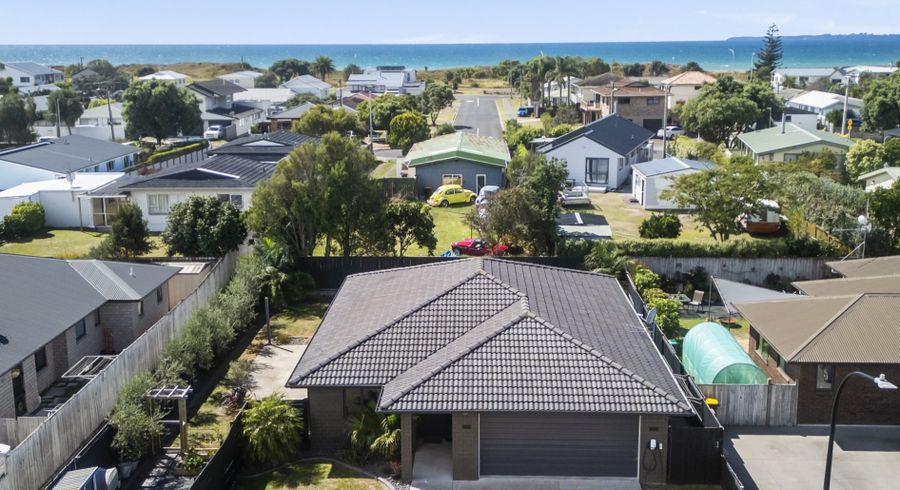  at 10 Butterworth Crescent, Papamoa Beach, Papamoa