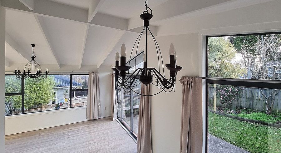  at 37 Woodstock Road, Forrest Hill, North Shore City, Auckland