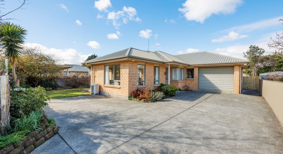  at 32 McGregor Street, Milson, Palmerston North, Manawatu / Whanganui