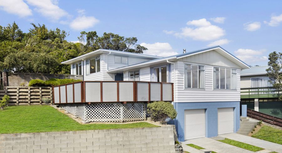  at 7 Ceres Crescent, Johnsonville, Wellington