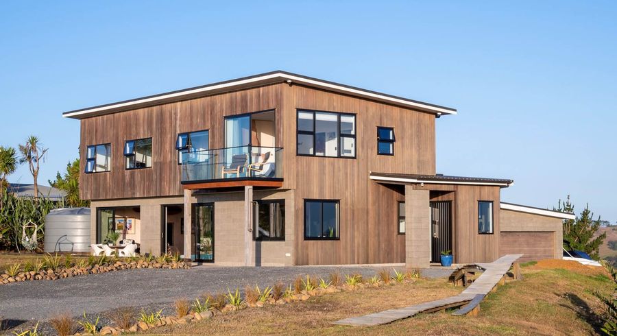  at 165 Constable Road, Muriwai, Waimauku