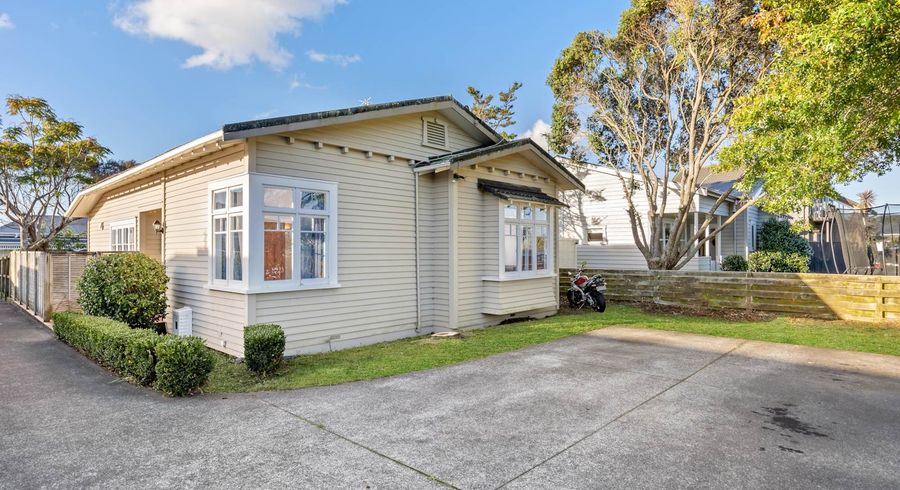  at 12 Powell Street, Avondale, Auckland