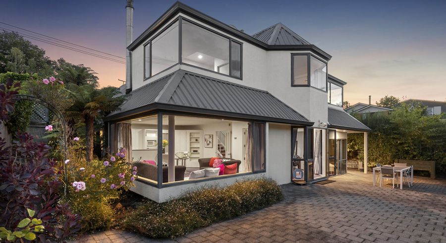  at 87 Martin Road, Fairfield, Dunedin