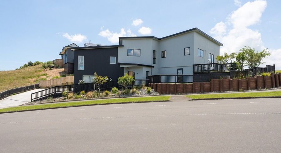  at 1 Vaucluse Heights, Fitzherbert, Palmerston North