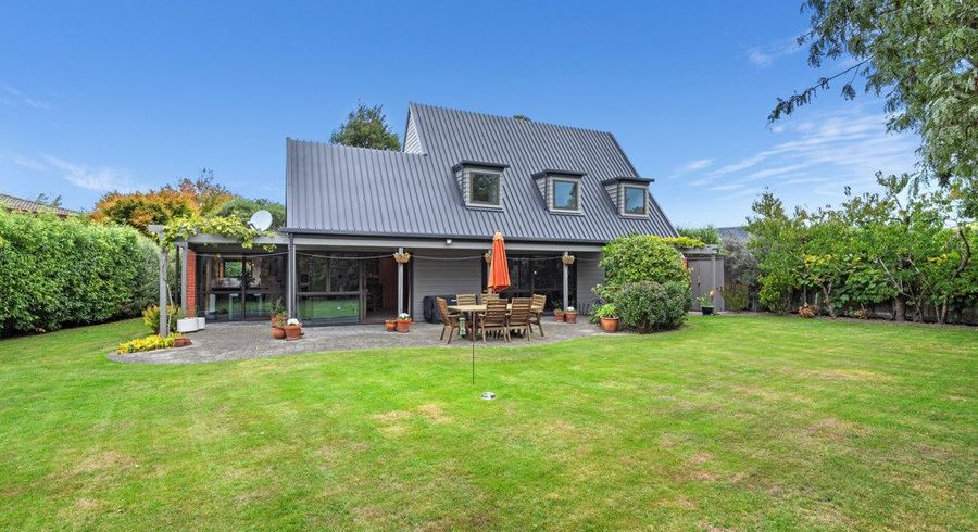  at 24 Highland Place, Avonhead, Christchurch City, Canterbury