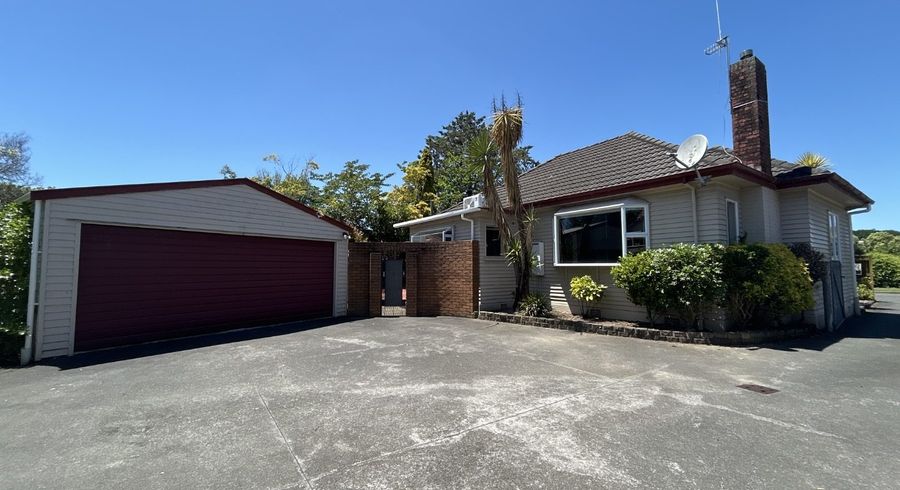  at 14 Savage Crescent, West End, Palmerston North, Manawatu / Whanganui